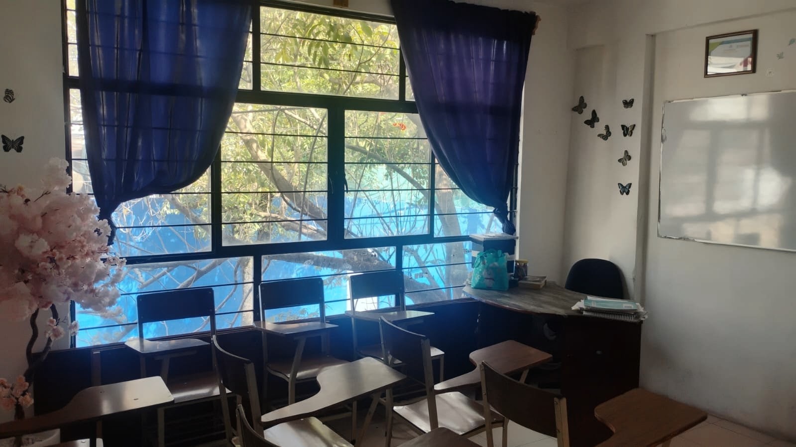 Aula iluminada para grupos reducidos